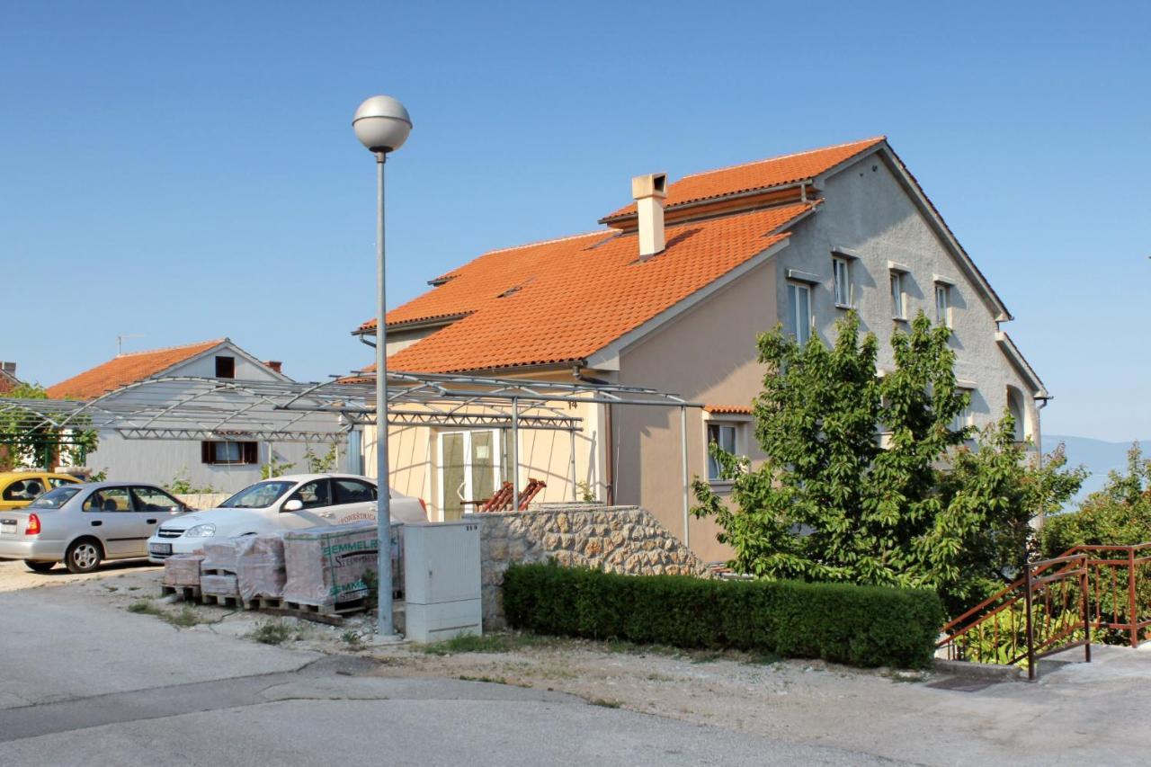 Apartments And Rooms With Parking Space Njivice, Krk - 5458 Dış mekan fotoğraf