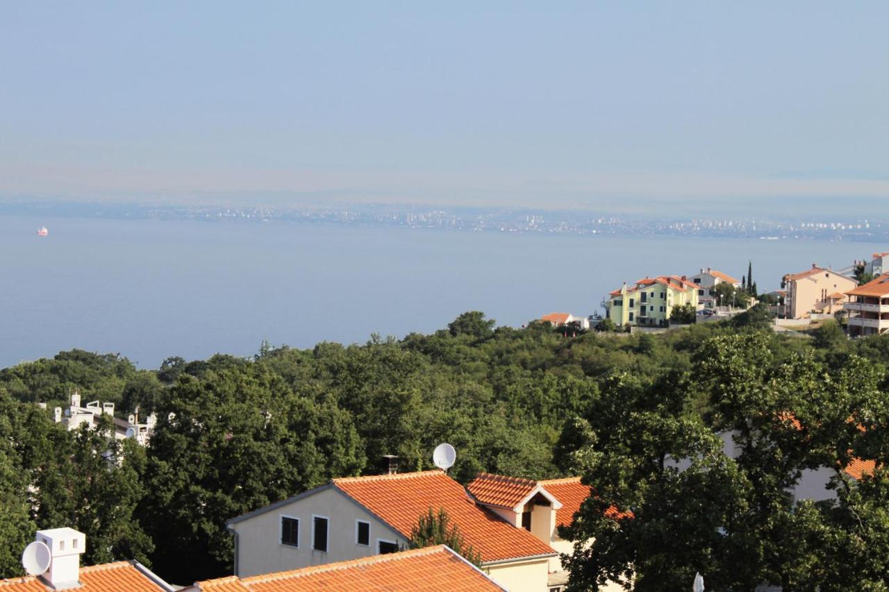 Apartments And Rooms With Parking Space Njivice, Krk - 5458 Dış mekan fotoğraf